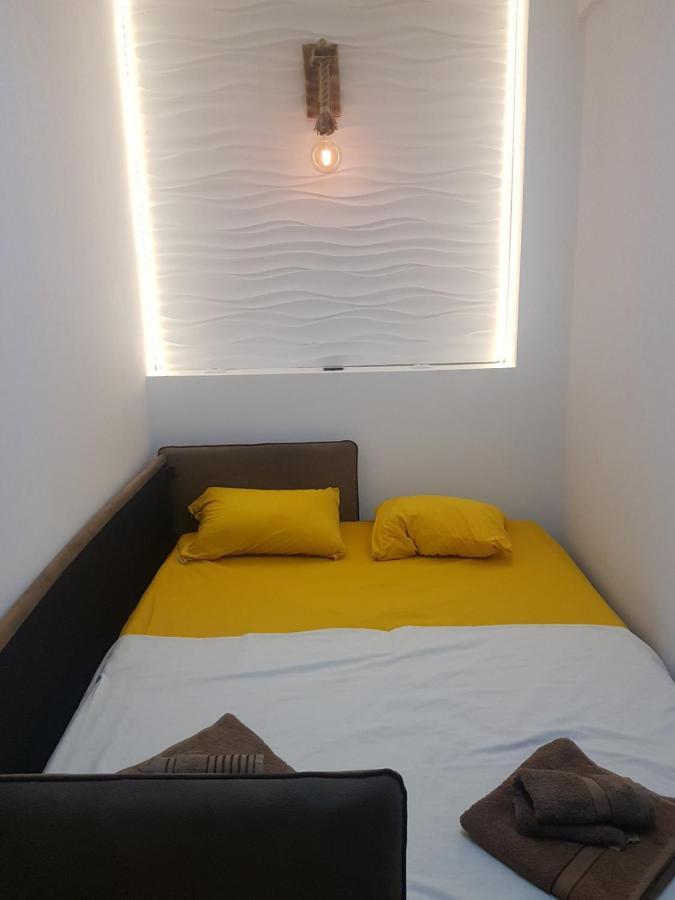 Perea 5 Star Apartment Peraia  Exterior photo